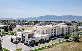 Hampton Inn Logan Ut 3*